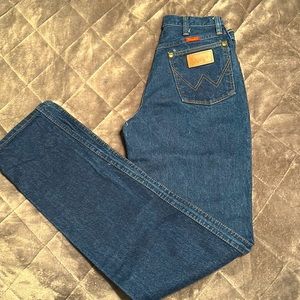 Women’s Wranglers Size 7/8 x 36